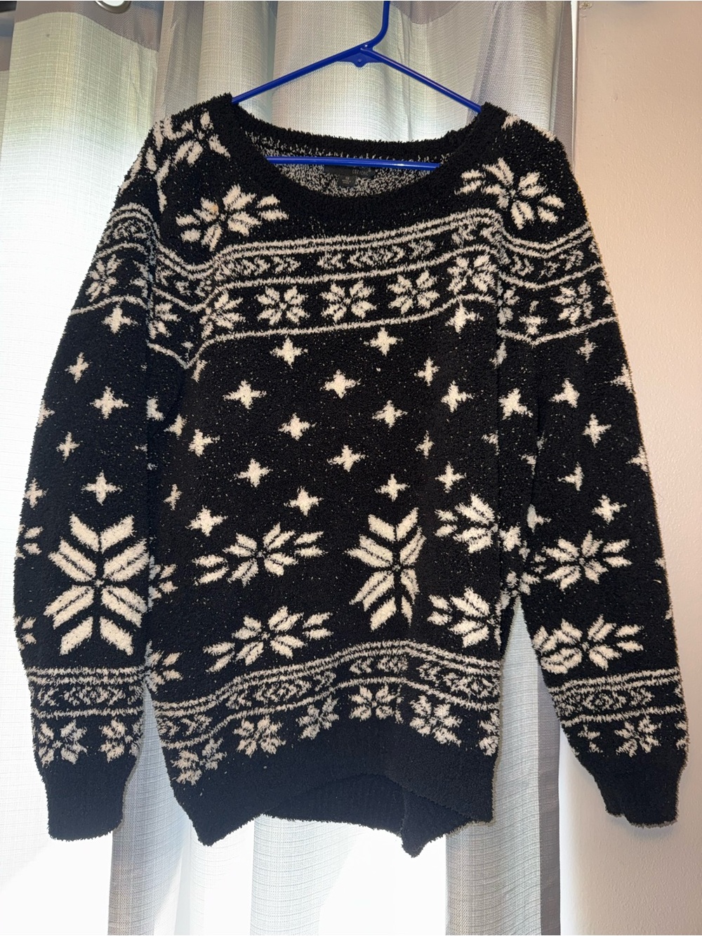 Barefoot Dreams Snowflake Women's Sweater